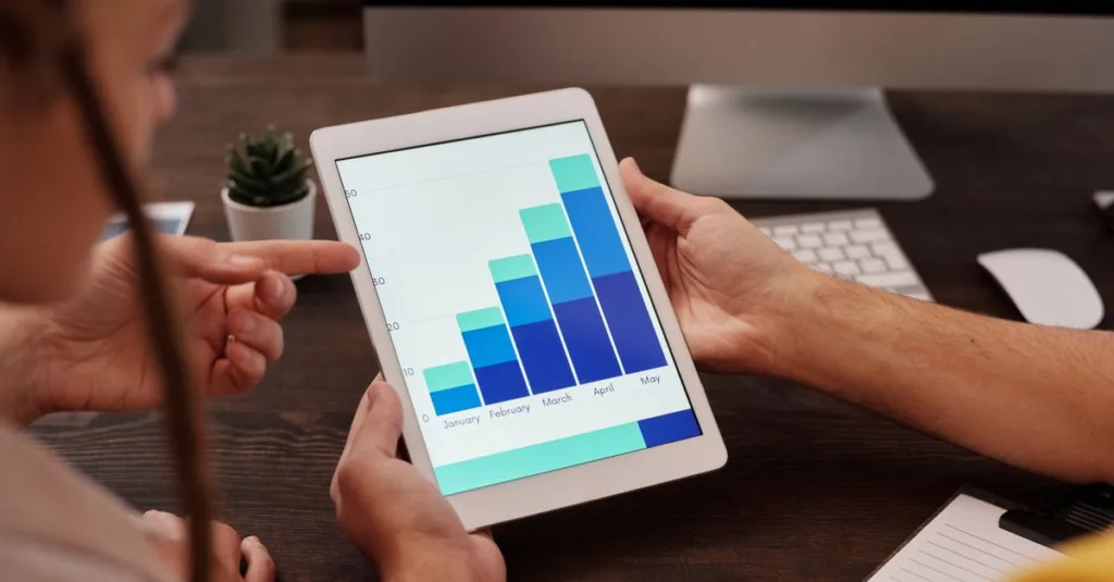 découvrez les indicateurs clés de performance (kpi) pour analyser et optimiser votre base de clients afin de maximiser la croissance et la fidélisation.