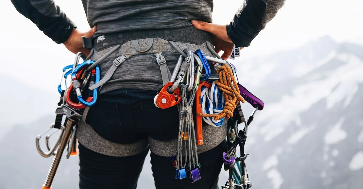 découvrez notre hub harness, une solution innovante pour optimiser la gestion de vos câbles et connexions, garantissant performance et fiabilité dans vos installations.